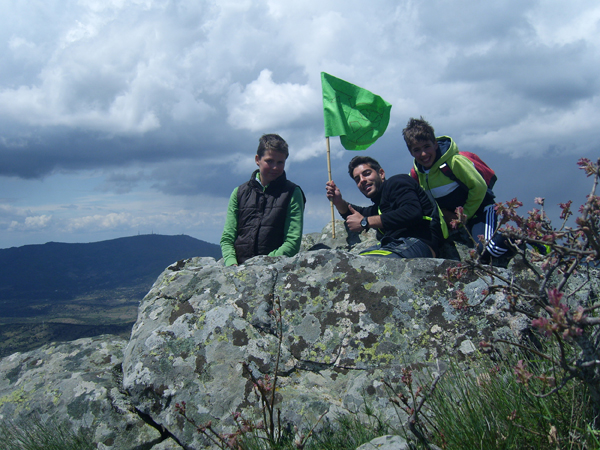 Javier, Ambro y Pedro coronan el pico